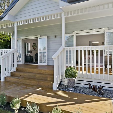 The Retreat Luxury Garden Villa 타우포 호 외부 사진