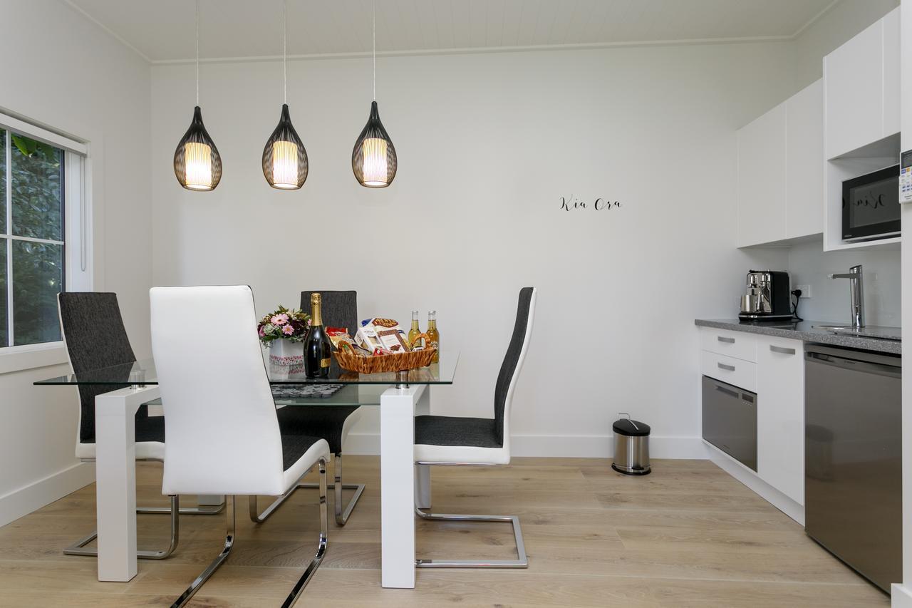 The Retreat Luxury Garden Villa 타우포 호 외부 사진