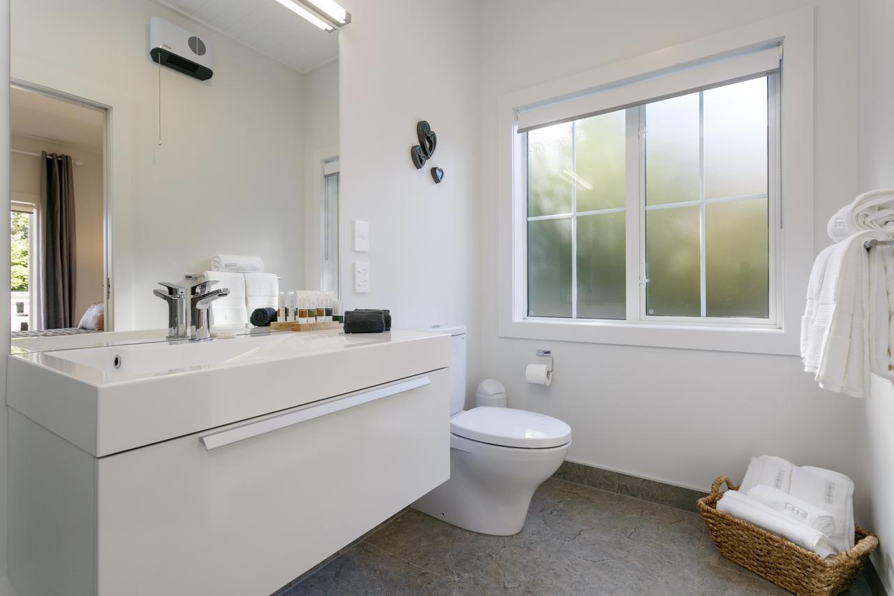 The Retreat Luxury Garden Villa 타우포 호 외부 사진