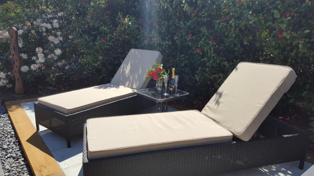 The Retreat Luxury Garden Villa 타우포 호 외부 사진